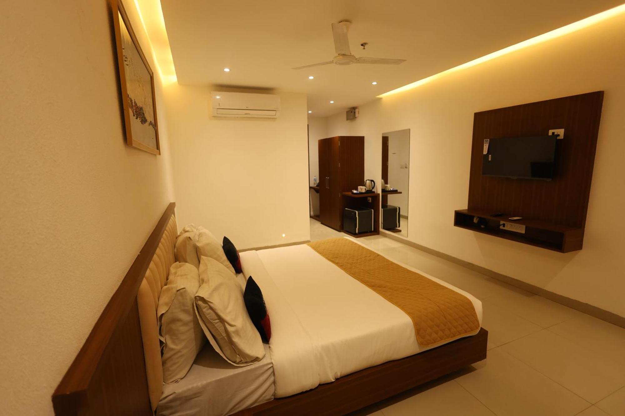Aceotel Premier, Vijay Nagar Indore Exterior photo